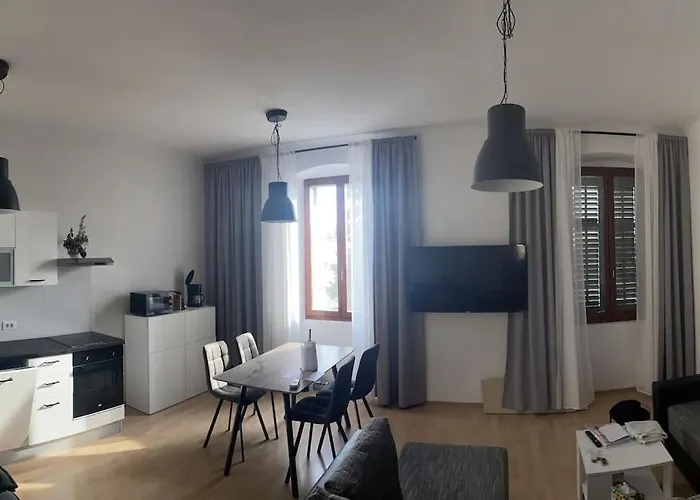 Διαμέρισμα Elena *